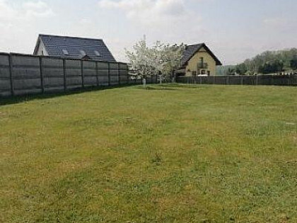 Działka nad jeziorem Linówko