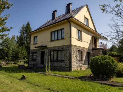 Klimatyczny dom w Jeleśni z dużą działką