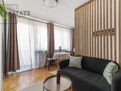 Kawalerka, Rondo ONZ, komfortowe, balkon