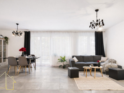 Segment 137,9 m² w Markach, ogródek i miejsce postojowe