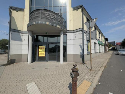 Lokal usługowy 87m2 centrum Błaszek do wynajęcia