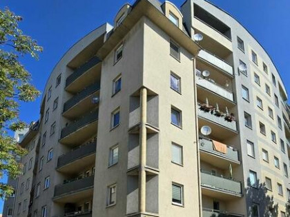 sprzedam mieszkanie /lokal 115m2 9600/m2