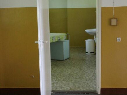 Obiekt med/usług 360m², 2 mieszkania, działka 40 arów Hulcze