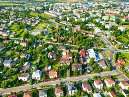 Duża działka 1000 m2 z domem blisko AWF i centrum
