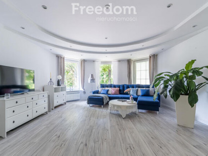 Unikalna Willa 240 m² w Ząbkach