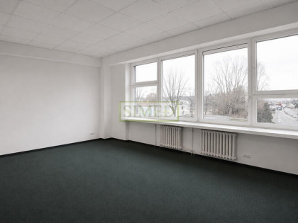 Kameralny biurowec,parking,domofon,dostęp 24h