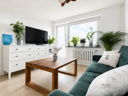 2 pokoje po remoncie | Balkon | Piwnica I Santocka