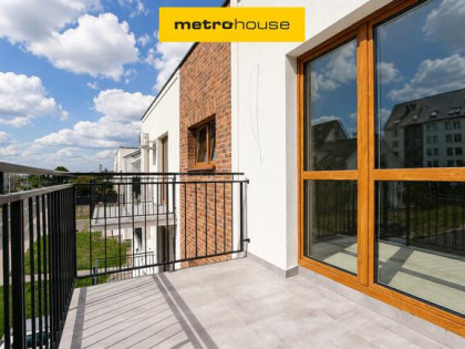 Nowe 2 pokoje na ostatnim piętrze - taras 7,40 m²