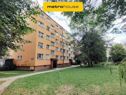 4-pokojowe mieszkanie na os. Szkolnym