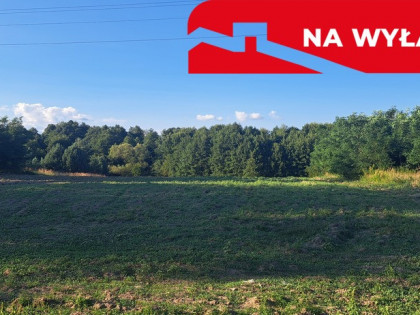 Urocza działka tuż przy lesie. Majdan Stary