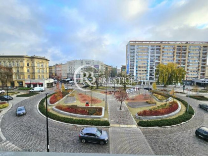 Mieszkanie z potencjałem i widokiem na Plac Zgody