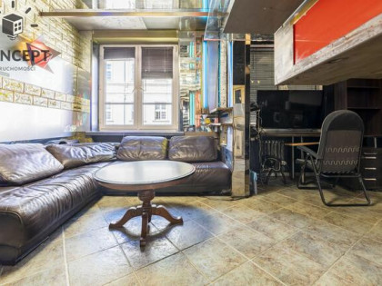 Apartament przy Rynku | 3 Pokoje | Pełen rozkład |