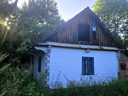 Dom drewniany- Bratucice, gm. Rzezawa- MAŁOPOLSKA