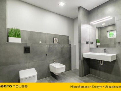 Mieszkanie 114 m² 2 łazienki  2 garaże  2 ogród