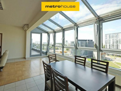 Apartament przy Metro Wilanowska  panorama miasta