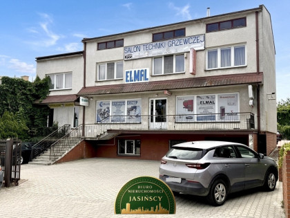 Lokal handlowo-usługowy, część mieszkalna, garaże