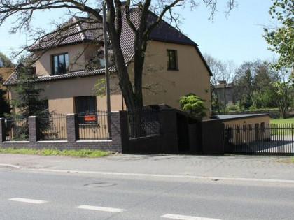 DOM z częścią handlowo-usługową+ DUŻA działka inwe