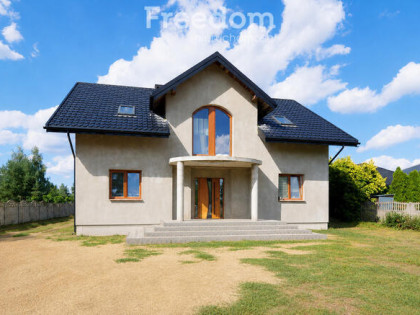 Dom 117,80 m², działka 1,77 ha, Adamów, Bełchatów