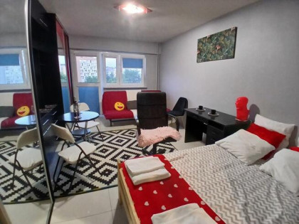 BEZPOŚREDNIO Kawalerka 25m2, centrum Warszawy, Winda, Balkon