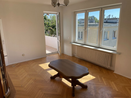 Mieszkanie z potencjałem na sprzedaż 37 m² | II piętro | loggia | ul. Żeromskiego, Kielce