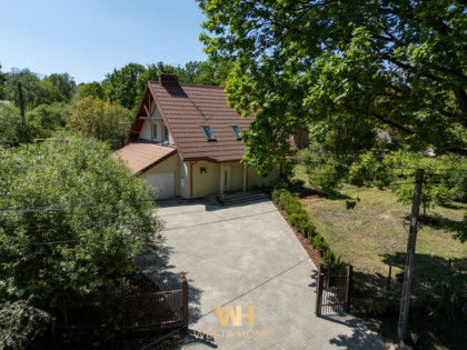 Dom Henryków-Urocze gm. Piaseczno, Leszczynowa