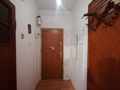 2 pokoje/ do odświeżenia/ ul.Reymonta 13