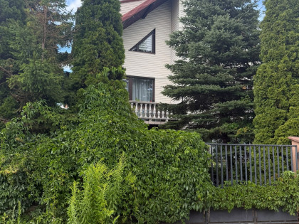 Sprzedam dom o powierzchni całkowitej 248 M2
