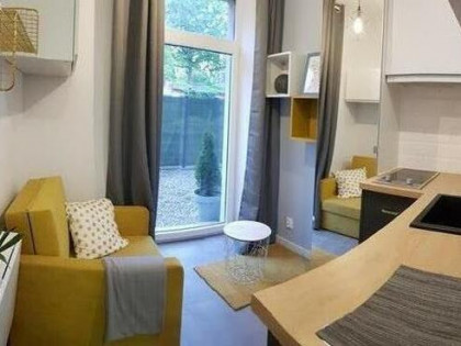 Studio z ogródkiem, pet-friendly-Oblęgorska 9