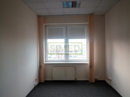 Dobry standard,niska cena,parking,recepcja,dos24h