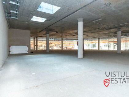 Lokal witrynowy 273,68 m2 | Dębniki