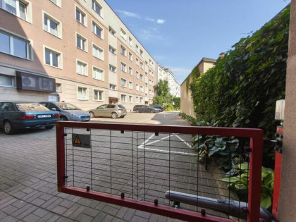 REZERWACJA, Dwupokojowe z parkingiem przy Focha