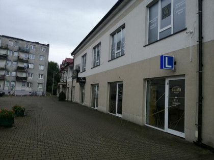 Lokal 30 M2 CENTRUM ALEKSANDROWA (parter, witryna, parking)