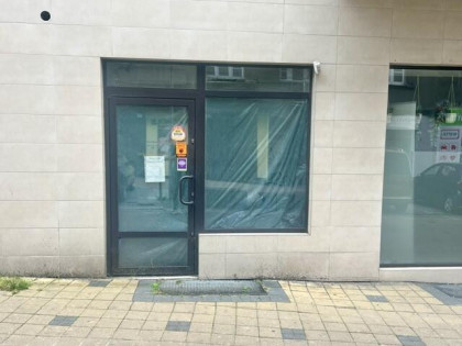 LOKAL HANDLOWO - USŁUGOWY 28 m2 ul. Piłsudskiego