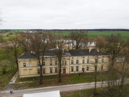 99% bonifikaty na zabytkowy pałac w Ogardach