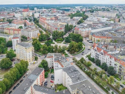 62m2 | 1 p. | Kamienica| 2 pokoje + osobna kuchnia