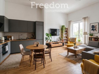 3 pokoje w Ursusie z balkonem i garażem