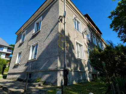 M2 z garażem i ogródkiem centrum