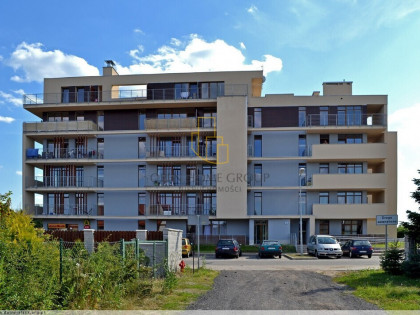 Duża kawalerka 30 m² | nowa kuchnia | niski czynsz