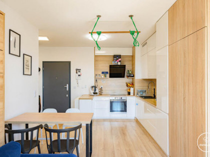 ŻERAŃ / APARTAMENT 2019r. / 3 POKOJE / 58 m2 / PKP