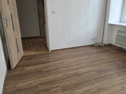 2 małe pokoje z CO w Śródmieściu