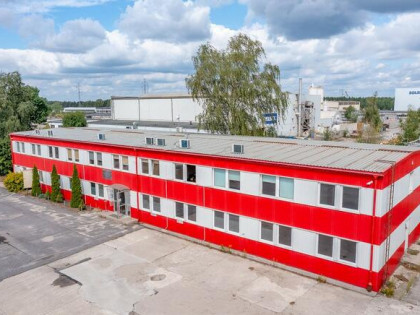 Kompleks przemysłowy 8 536 m² | suwnice + PV