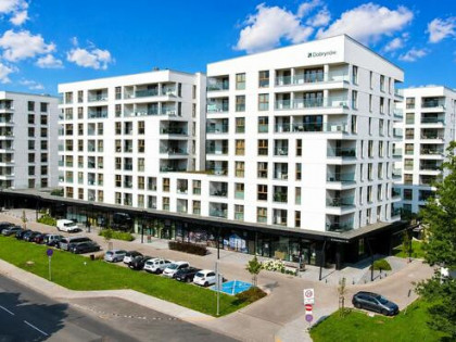 Komfortowa kawalerka z miejscem garażowym – Brynów