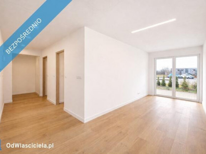 4 pokoje, 2 łazienki i 43 m² tarasu z ogrodem – nowe mieszkanie na parterze