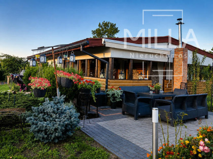 Domek z fotowoltaiką bliko Jeziorska