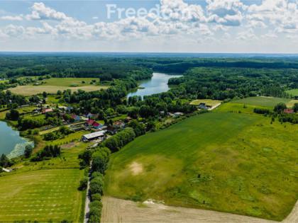 Działki nad jeziorem Nienawiszcz