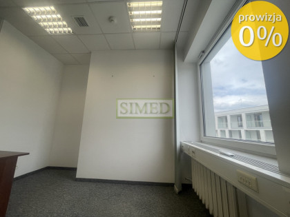 Klimatyzowane biuro,recepcja,parking,dobry dojazd