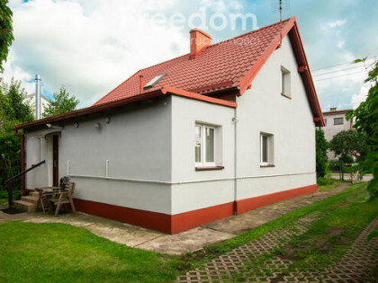 Dom z budynkiem gospodarczym na działce 1 113 m2 !