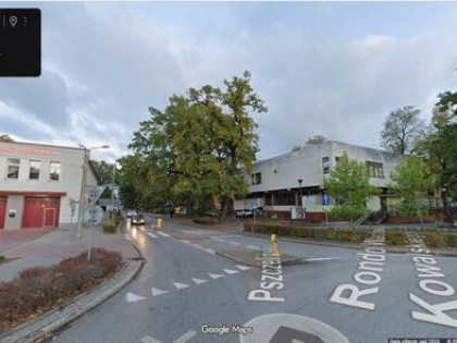 Budynek 1100m2 Usługowo-Biurowy W Centrum Brwinowa