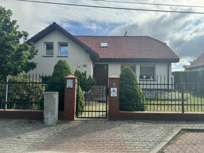 Dom z dużą działką