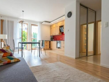Apartament z ogródkiem  -ul.  Ledóchowskiej 5D